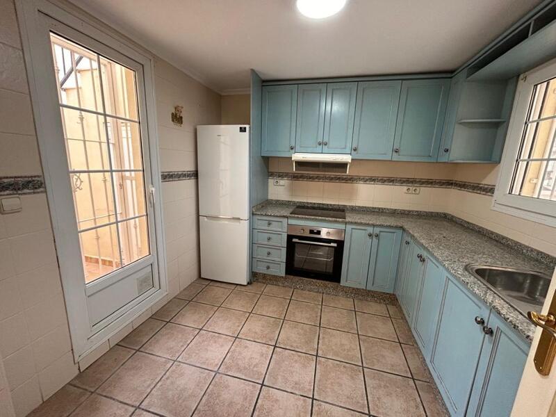 2 Cuarto Villa en venta
