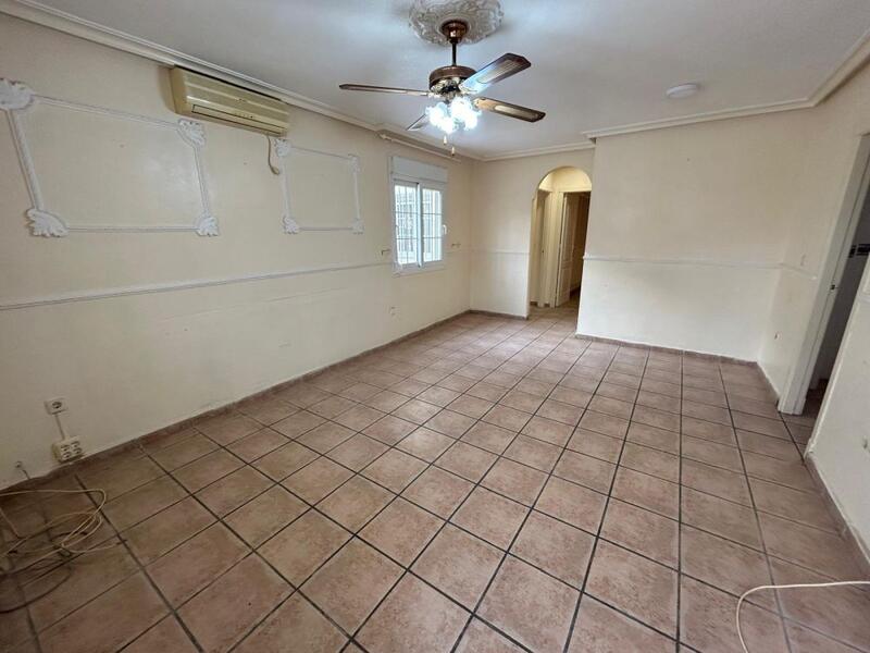 2 Cuarto Villa en venta