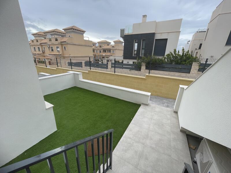 2 slaapkamer Villa Te koop