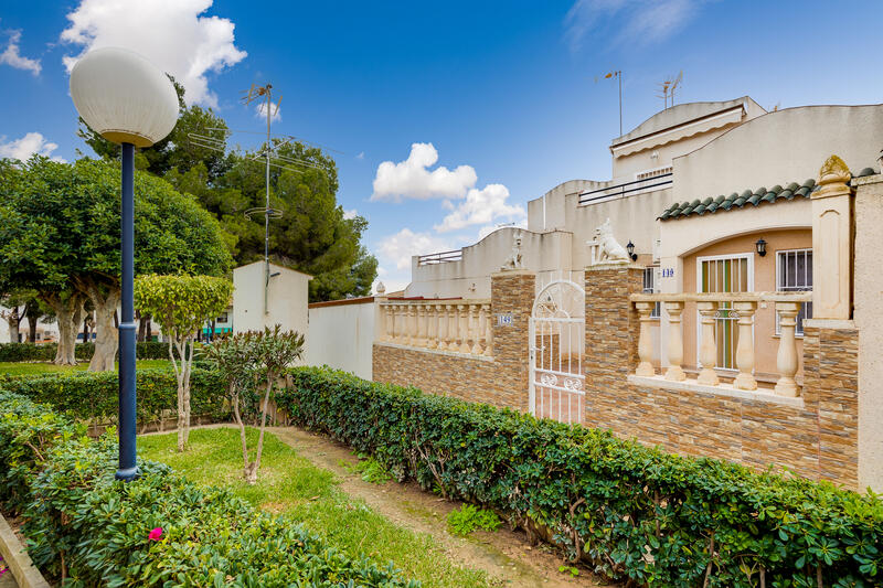 2 Schlafzimmer Villa zu verkaufen