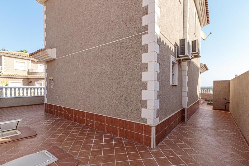 5 soveværelse Villa til salg