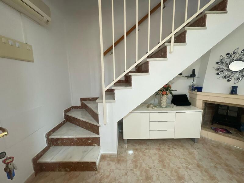 3 спальная комната вилла продается