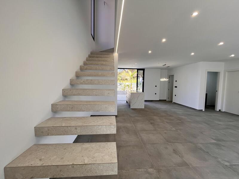 4 bedroom Villa for sale