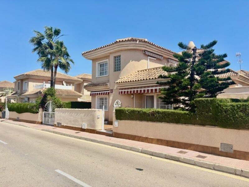 3 Schlafzimmer Villa zu verkaufen