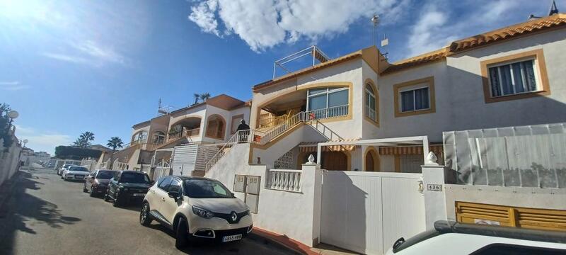 Villa til salg i Torrevieja, Alicante