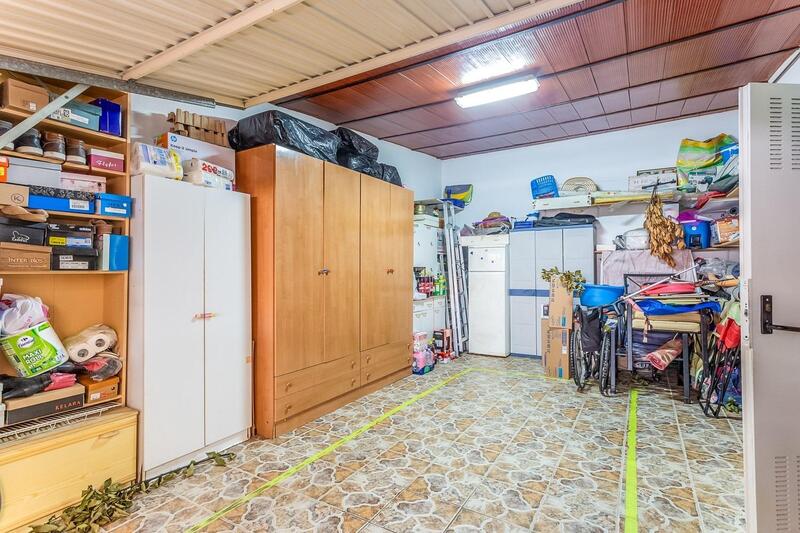 3 спальная комната вилла продается