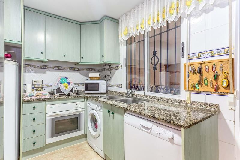3 спальная комната вилла продается