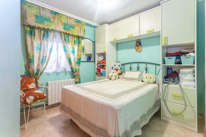 3 спальная комната вилла продается