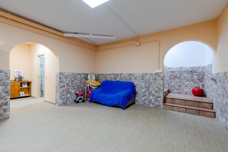 5 спальная комната вилла продается