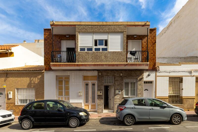Townhouse for sale in Torrevieja, Alicante