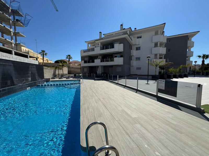 Leilighet til salgs i Villamartin, Alicante