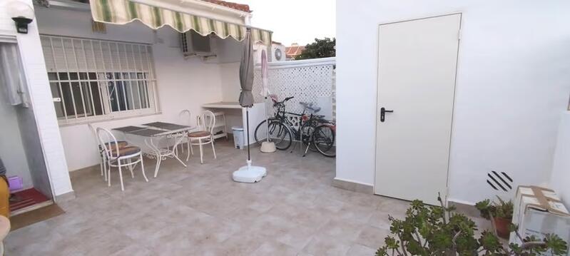 Villa zu verkaufen in Torrevieja, Alicante
