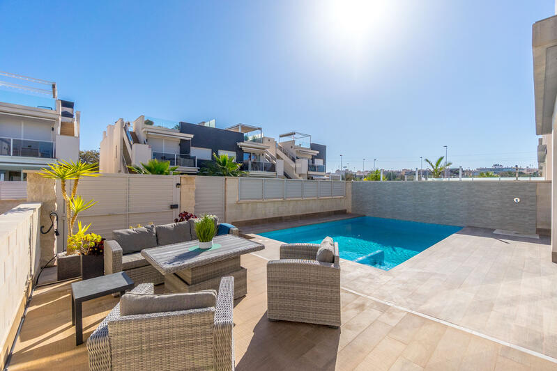 4 bedroom Villa for sale