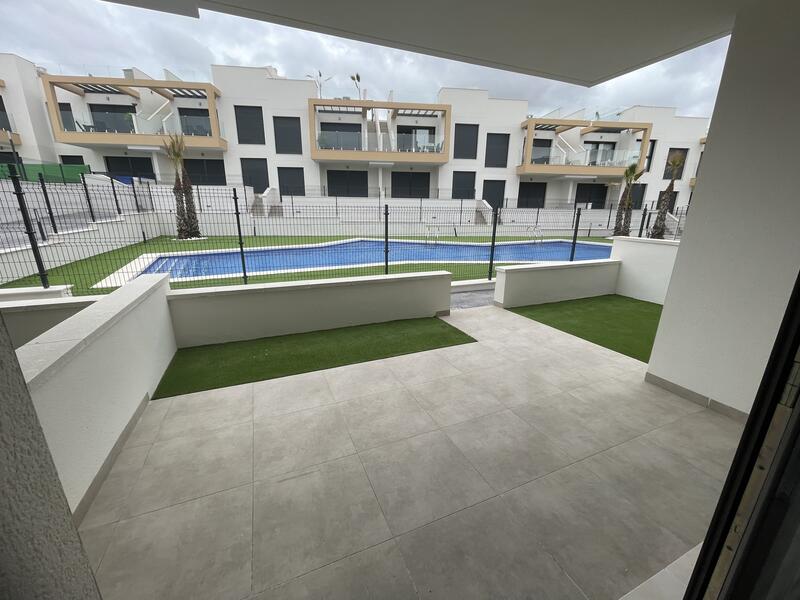 2 Cuarto Villa en venta