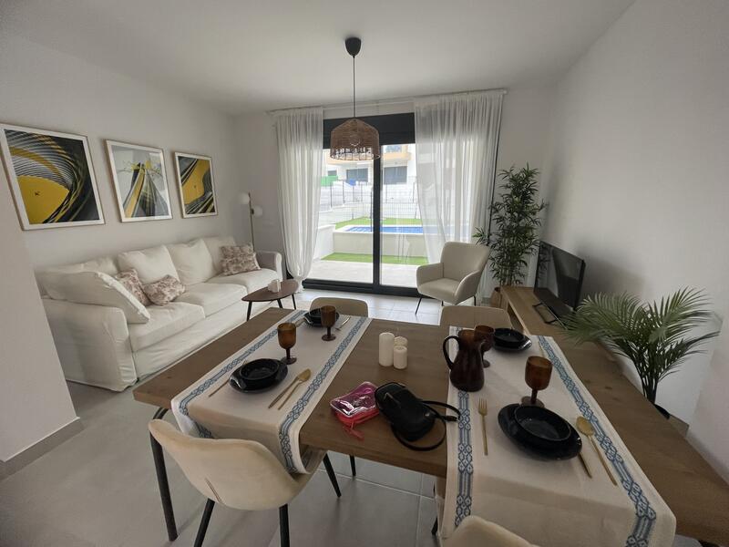 2 Cuarto Villa en venta