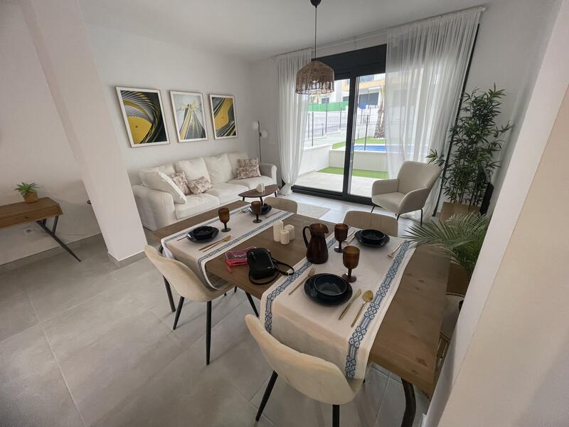 2 Cuarto Villa en venta