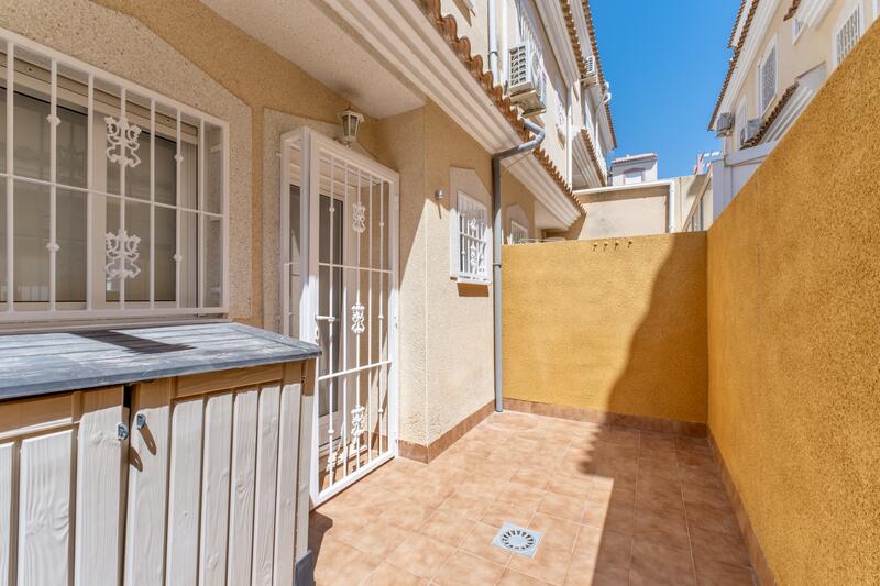 2 bedroom Villa for sale