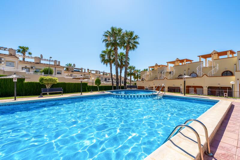 2 bedroom Villa for sale