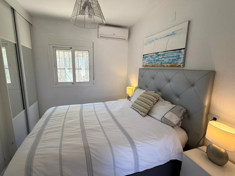 1 slaapkamer Villa Te koop