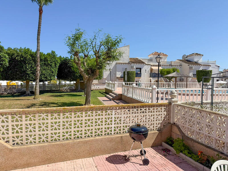 1 slaapkamer Villa Te koop