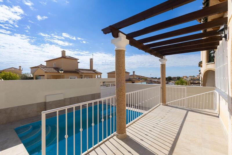 5 bedroom Villa for sale