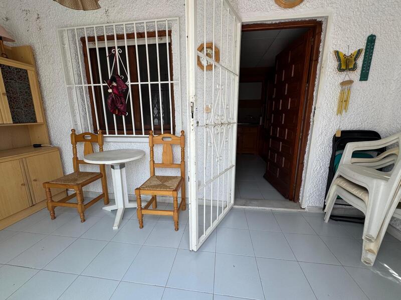 2 спальная комната вилла продается