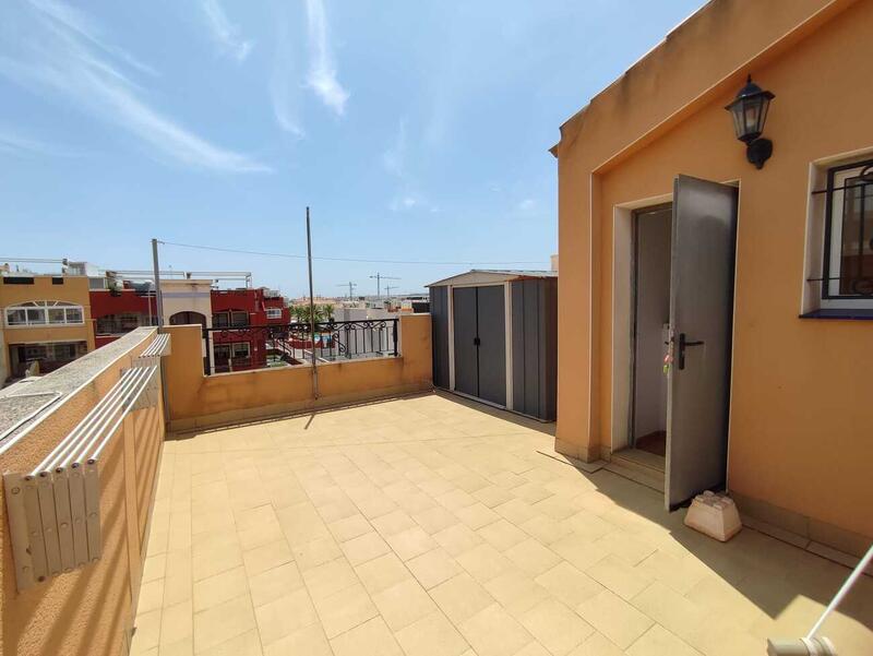 3 Cuarto Villa en venta