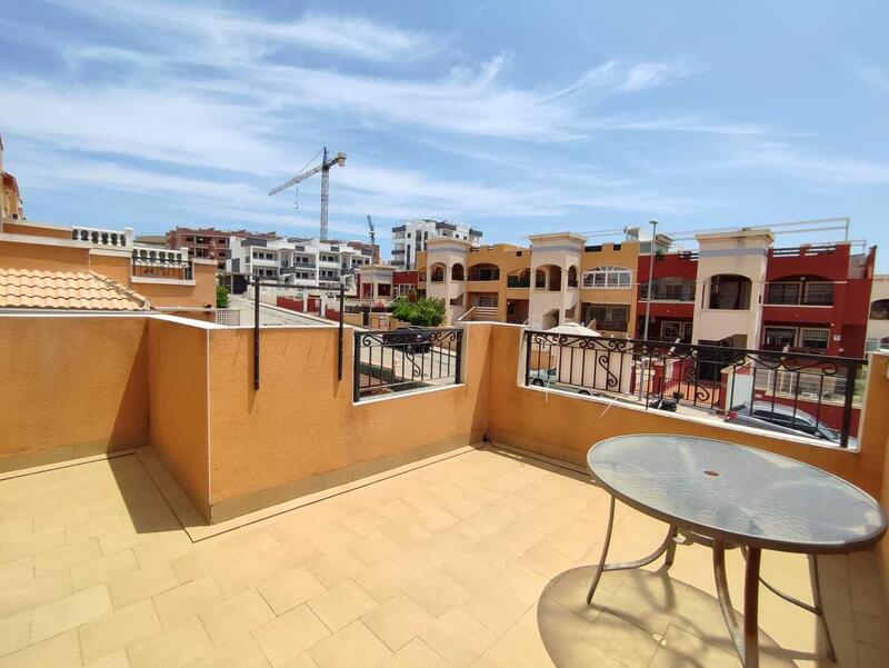 3 Cuarto Villa en venta