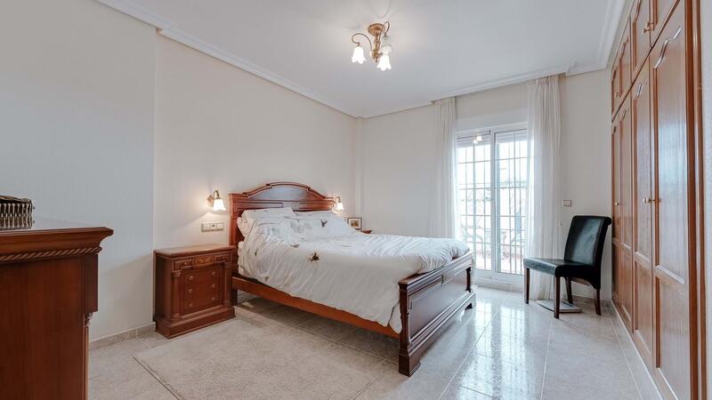3 Schlafzimmer Villa zu verkaufen