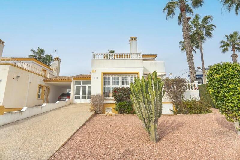 Villa for sale in Los Dolses, Alicante