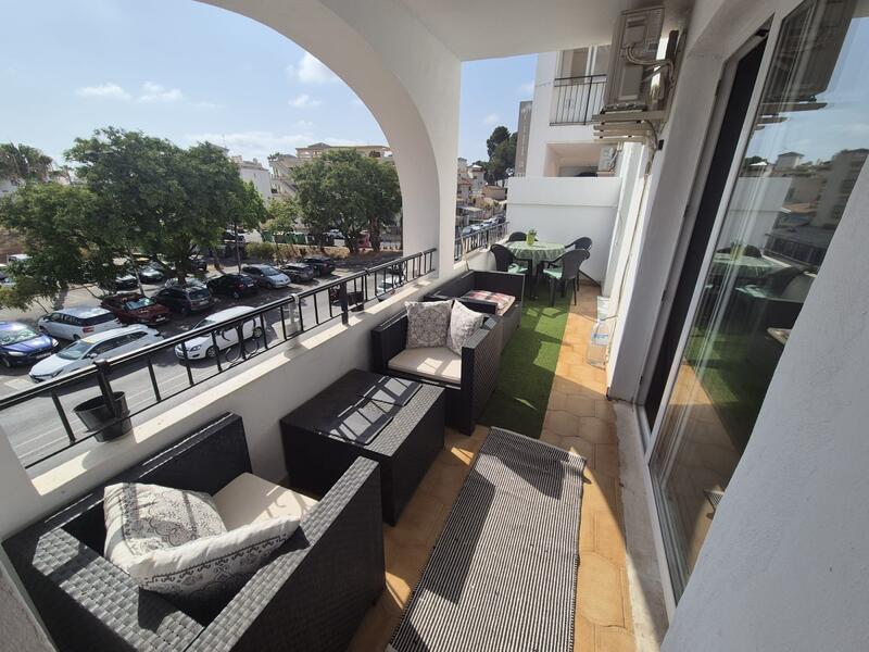 2 bedroom Apartment for sale