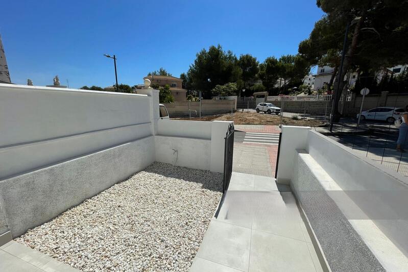 2 Cuarto Villa en venta