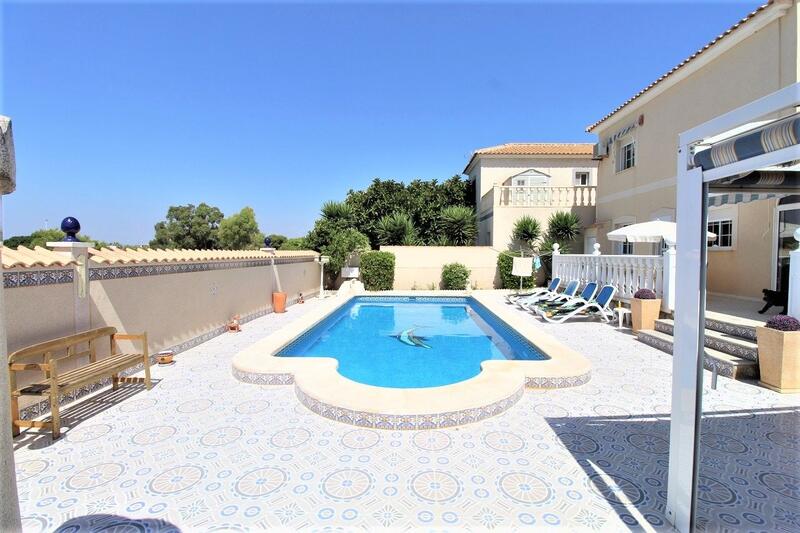4 bedroom Villa for sale