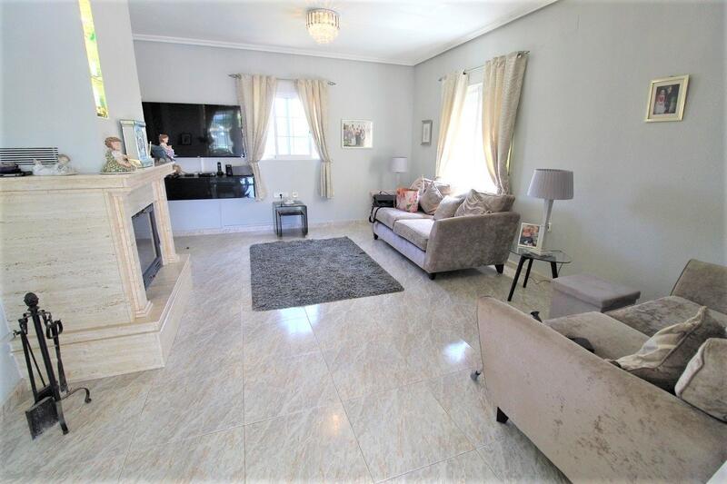 4 bedroom Villa for sale
