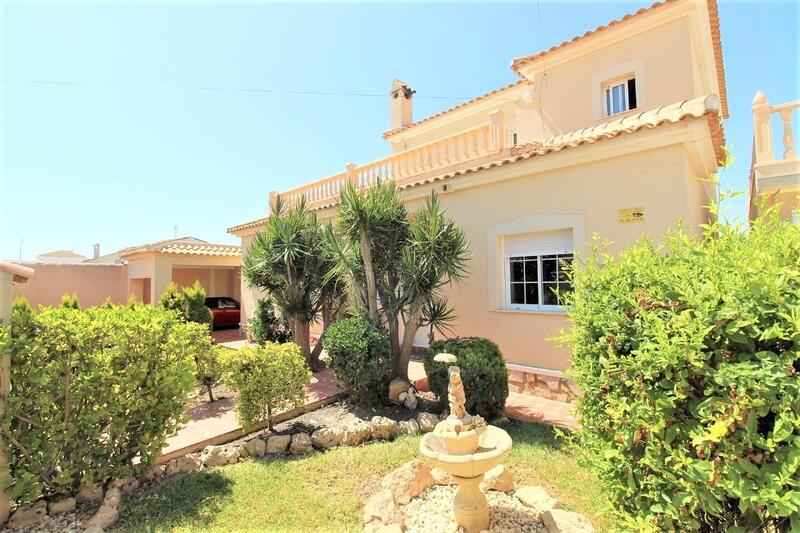 4 bedroom Villa for sale