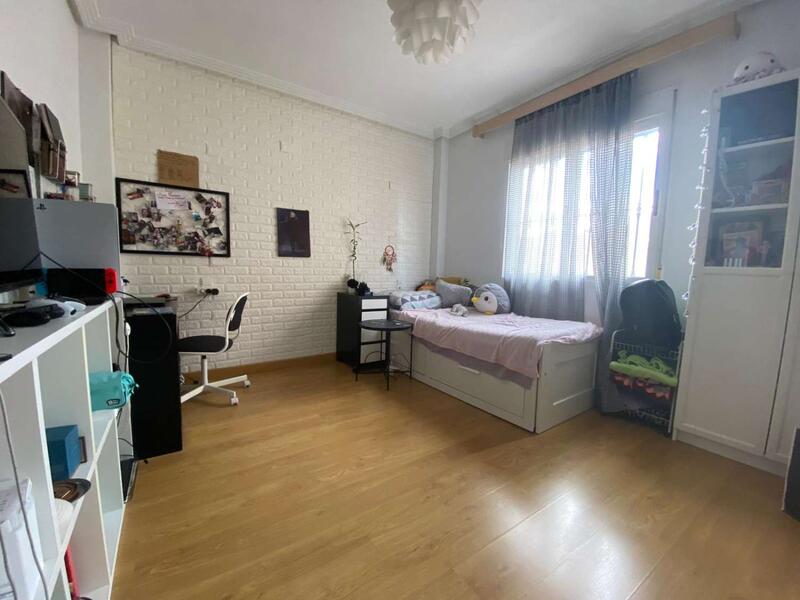 4 Schlafzimmer Villa zu verkaufen