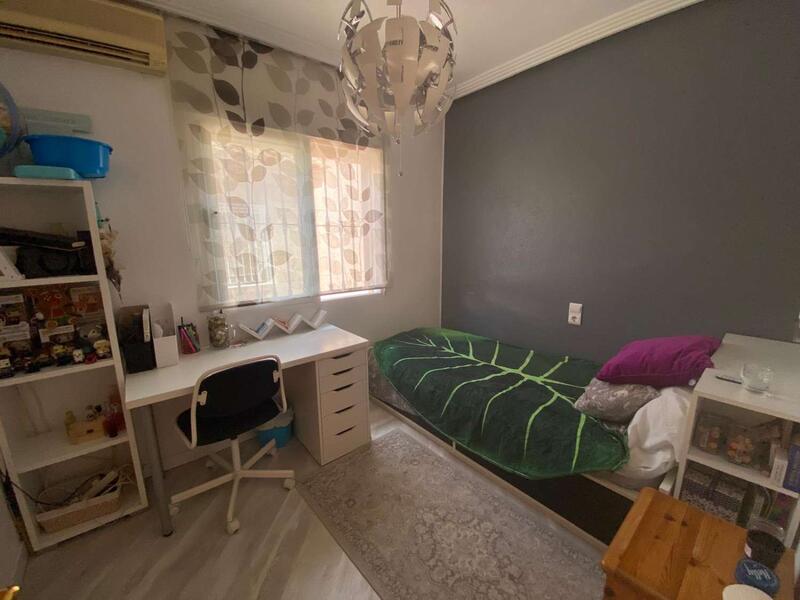 4 Schlafzimmer Villa zu verkaufen