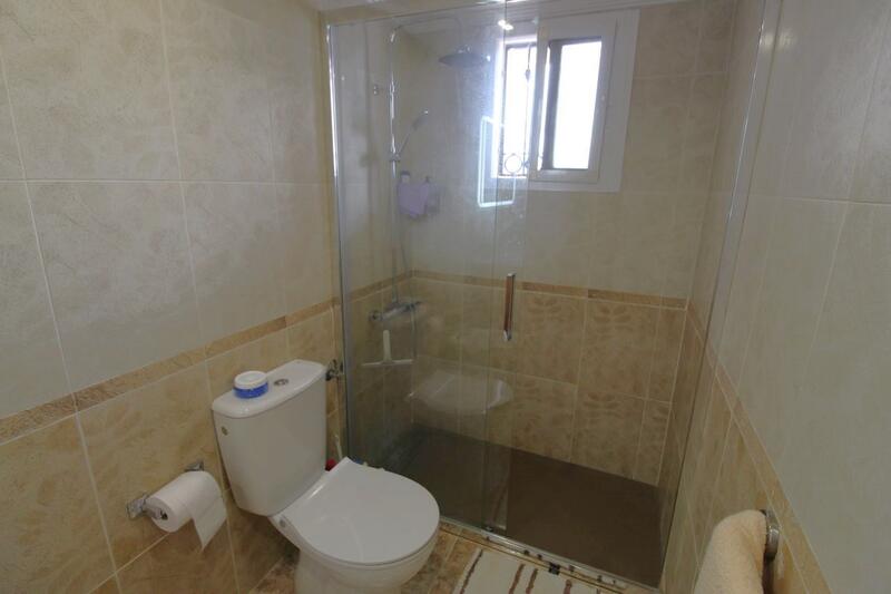 2 спальная комната вилла продается