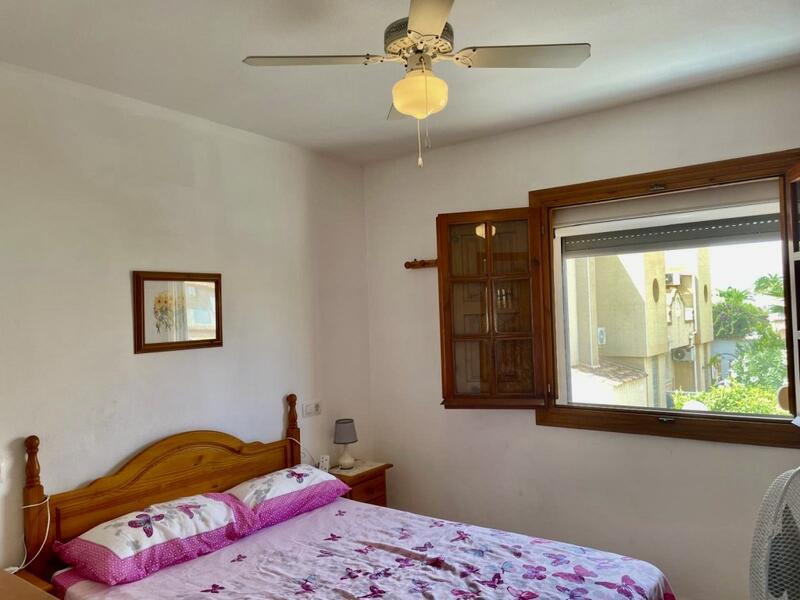 2 Cuarto Villa en venta