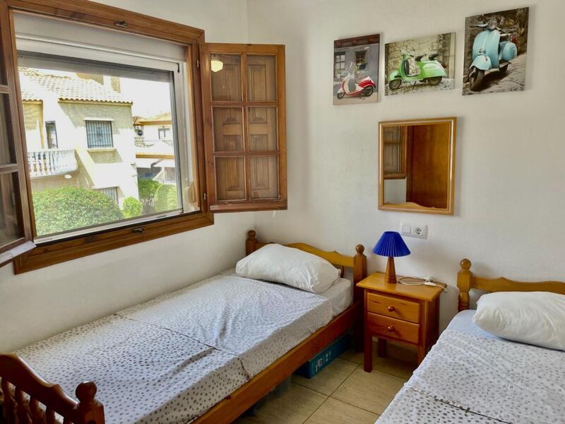 2 Cuarto Villa en venta