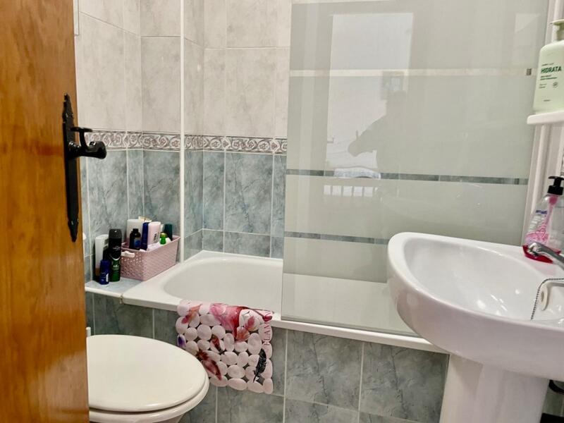 2 Cuarto Villa en venta