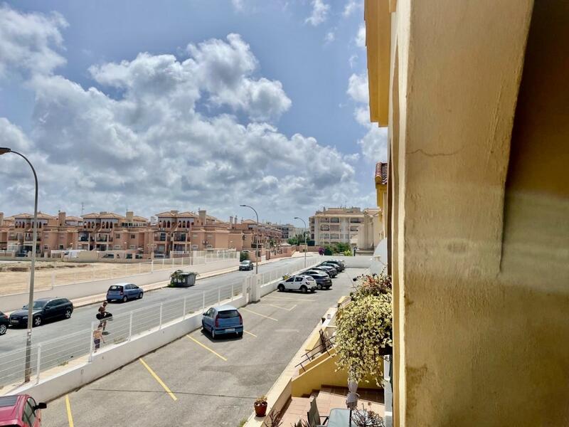2 Cuarto Villa en venta