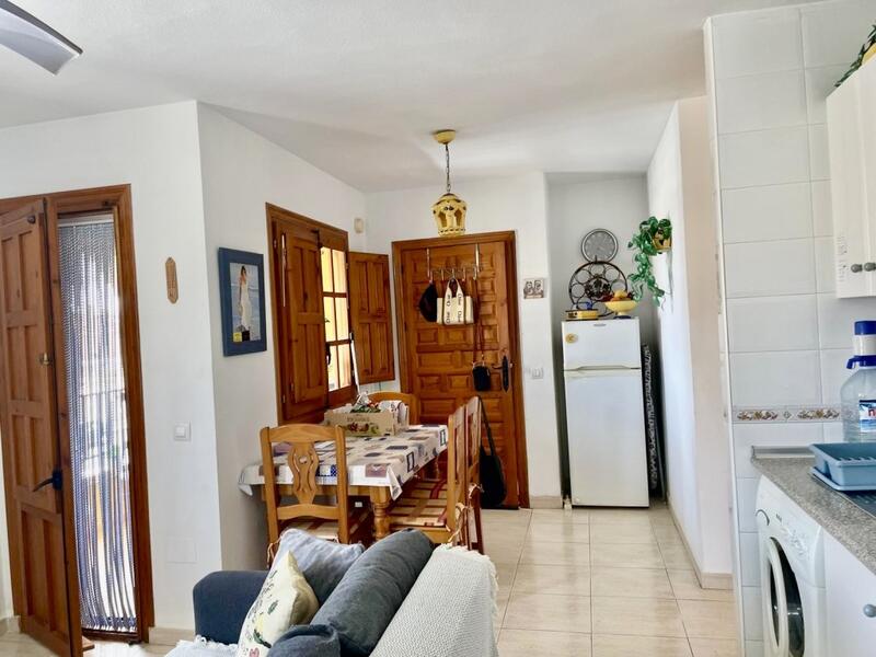 2 Cuarto Villa en venta
