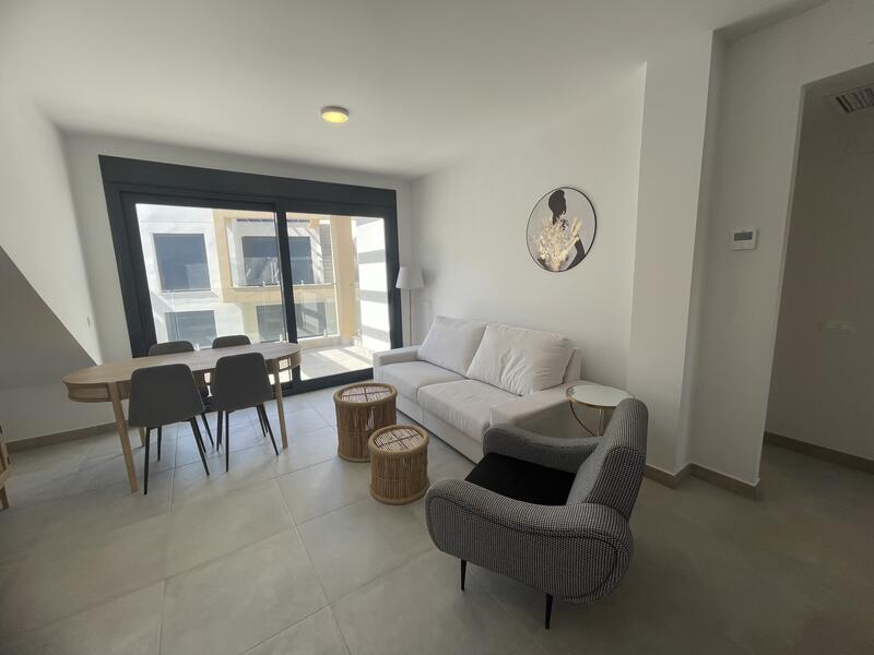 2 Cuarto Villa en venta