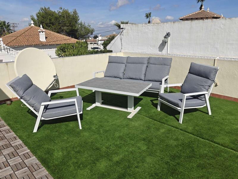2 Cuarto Villa en venta