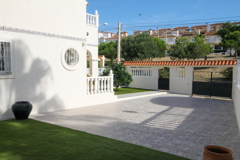 3 bedroom Villa for sale 3 bedroom Villa for sale