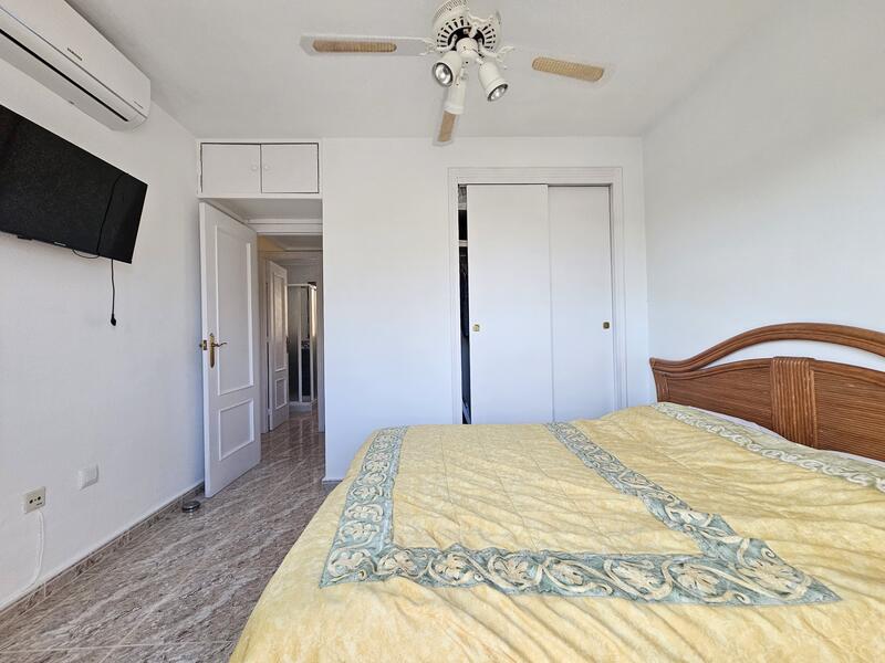 2 Cuarto Villa en venta