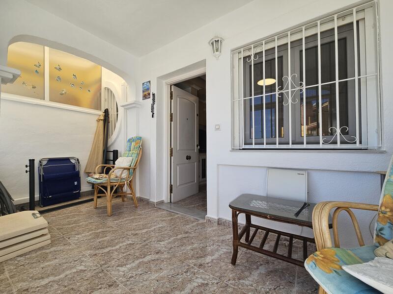 2 Cuarto Villa en venta