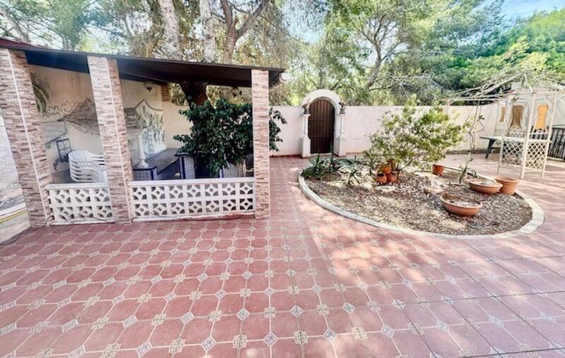 4 bedroom Villa for sale