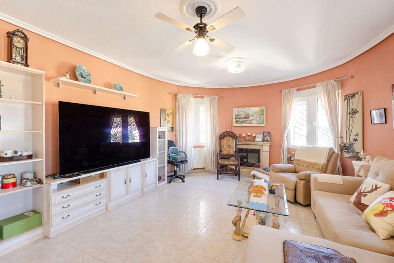 3 Schlafzimmer Villa zu verkaufen 3 Schlafzimmer Villa zu verkaufen